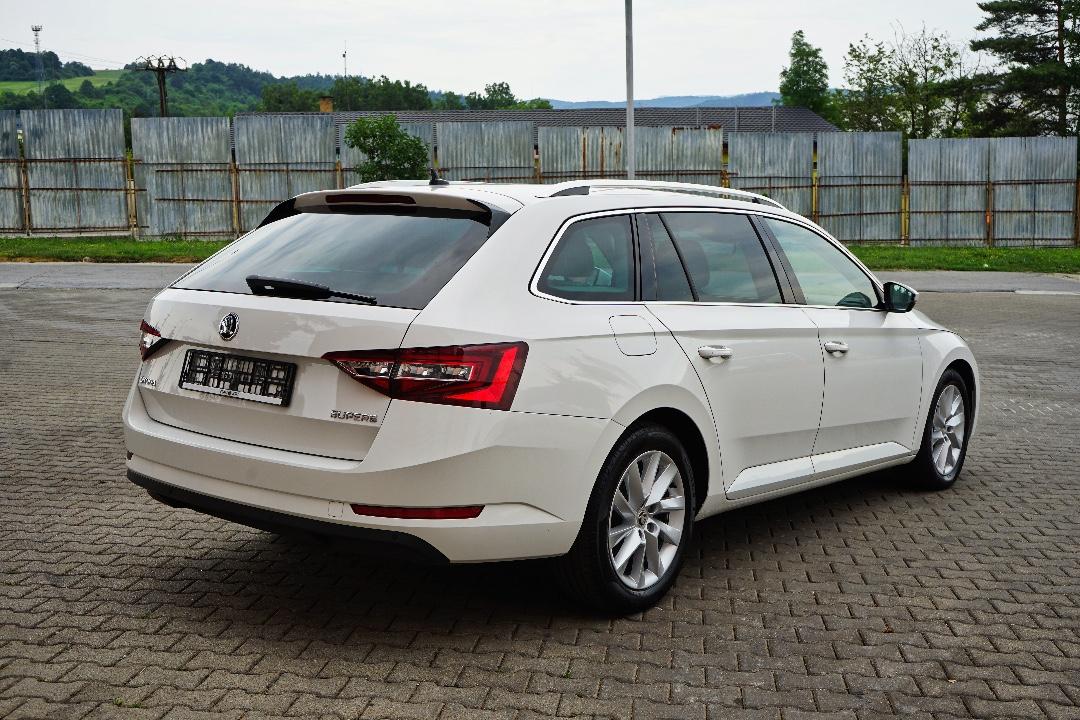 ❗️NA PRENÁJOM Škoda Superb Combi 2.0 TDI automat❗️-1